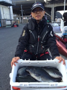 熊本の一本さん、クロの数釣りを楽しんだ