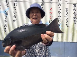 宮崎の古田さん、磯釣りを楽しんだ
